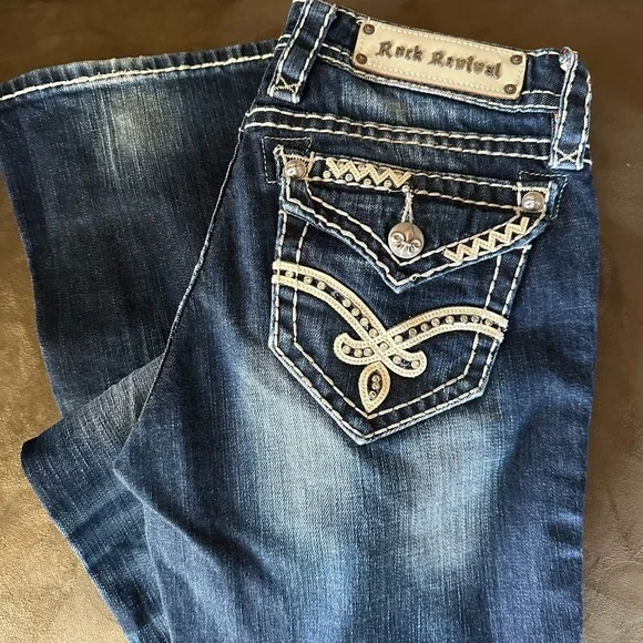 Elaina Boot RR Jeans - Picture 1 of 13